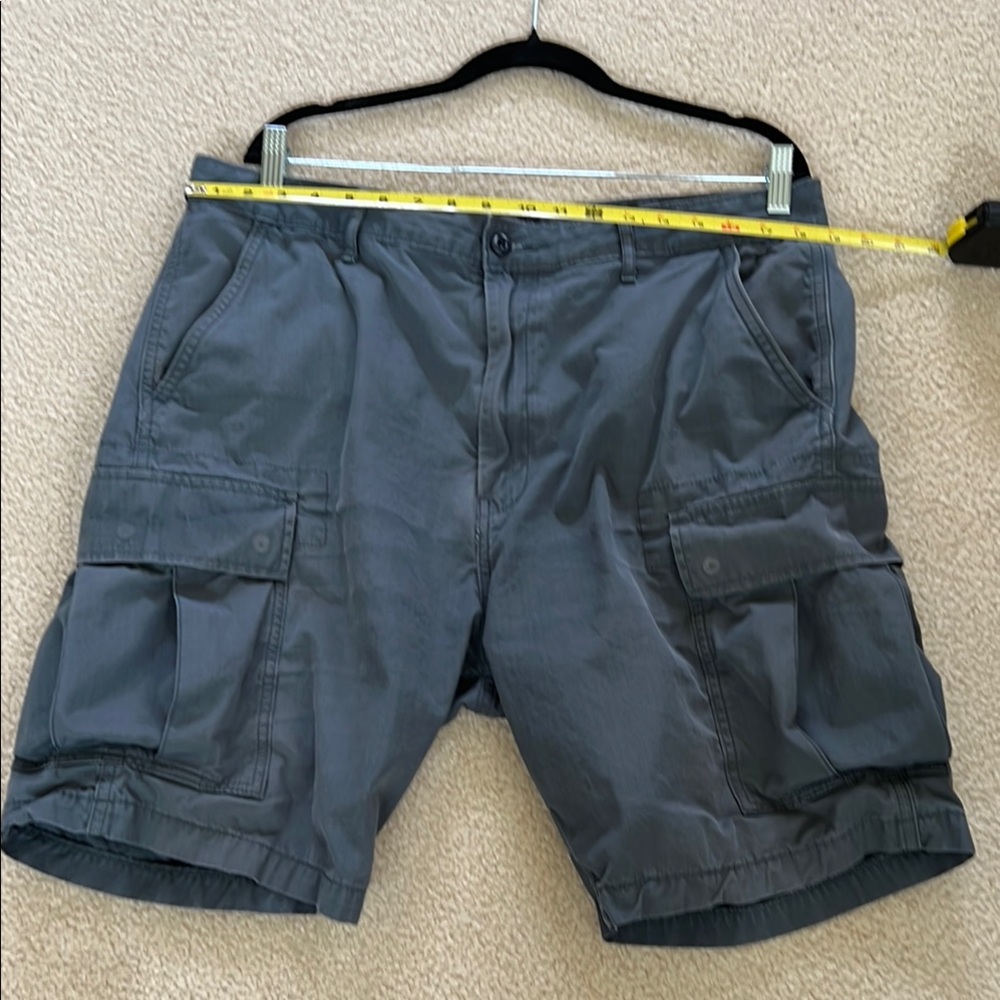Levi's Gray Cargo Shorts with Relaxed Fit and Belt Loops 36W